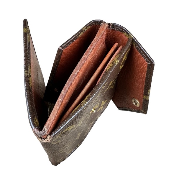 LOUIS VUITTON Vintage Monogram Logo Elise Trifold Wallet - Picture 8 of 16